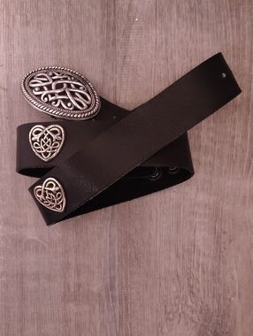 Black Leather Belt with Silver Heart Celtic Lock Buckle. Western/Hobo